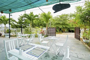 ** מלון הוי אן Huyen Tra Que Homestay וייטנאם